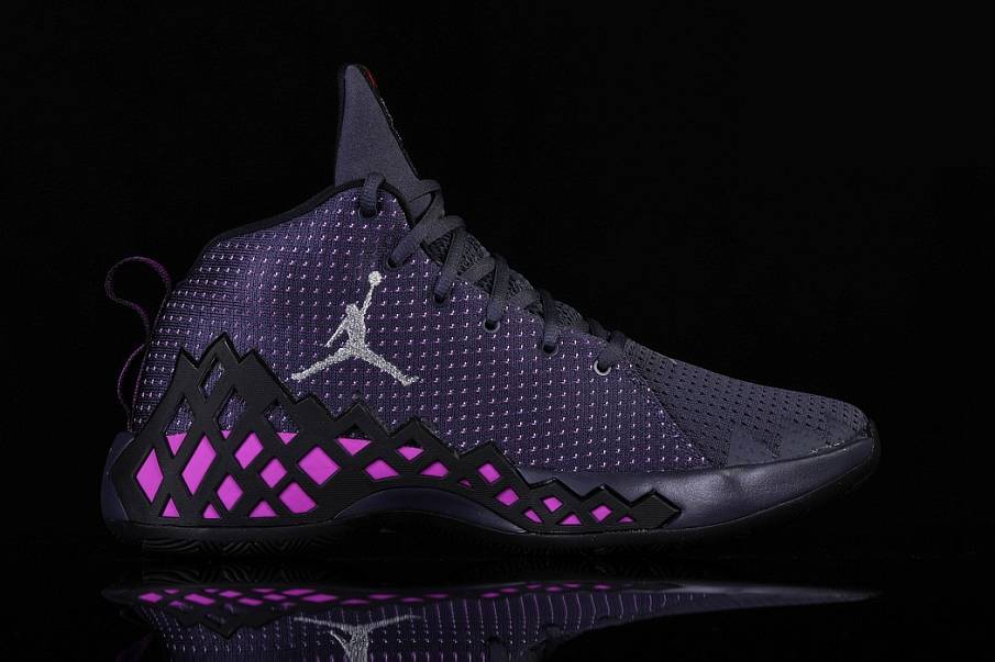 Фото № 1 с приближением к товару «‎Nike Air Jordan Jumpman Diamond Joker »