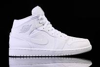 Фото № 3 с приближением к товару «‎Nike Air Jordan 1 Retro Pure Platinium »