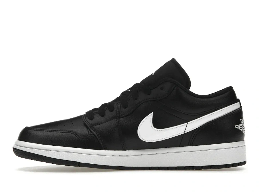 Фото № 3 с приближением к товару «‎Jordan 1 Low Black White (2022) »