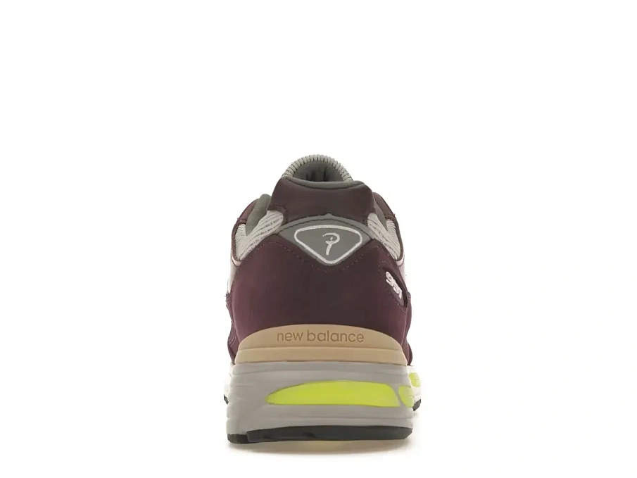 Фото № 4 с приближением к товару «‎New Balance 991v2»