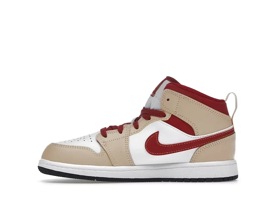 Фото № 3 с приближением к товару «‎Jordan 1 Mid»