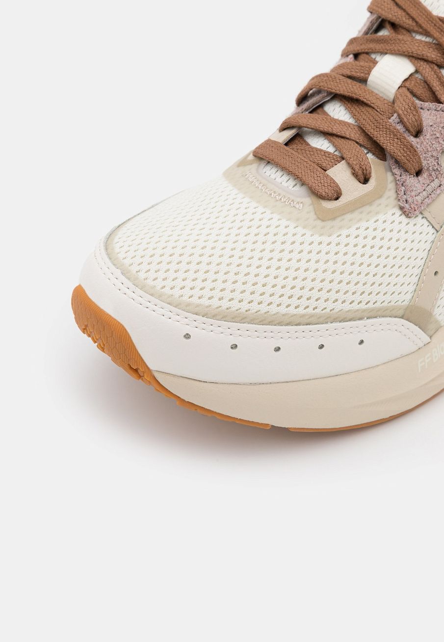 Фото № 5 с приближением к товару «‎Asics Tartherblast »