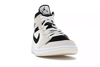 Фото № 2 с приближением к товару «‎Jordan 1 Mid Barely Orange Light Violet »