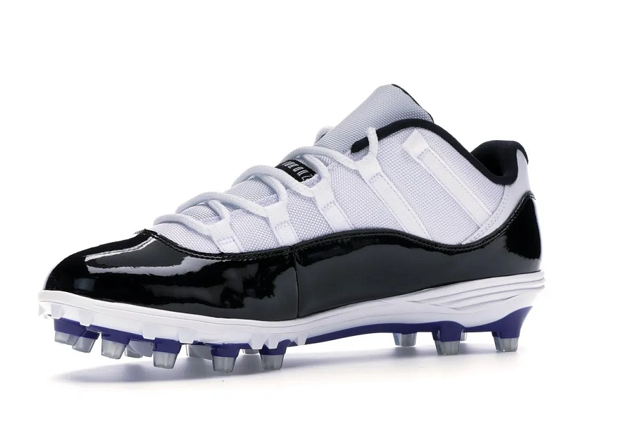 Фото № 3 с приближением к товару «‎Jordan 11 Retro Low Cleat Concord»
