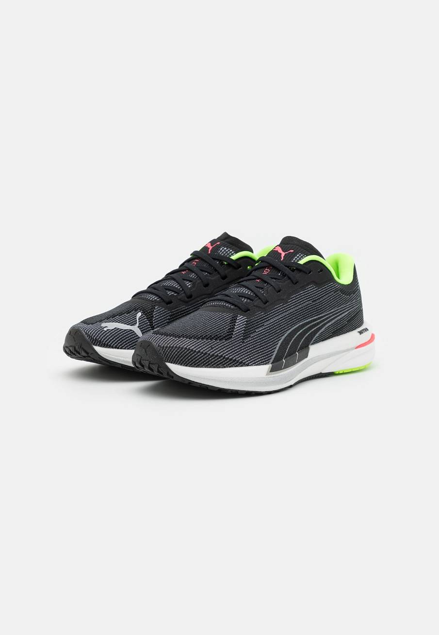Фото № 2 с приближением к товару «‎Puma Velocity Nitro»