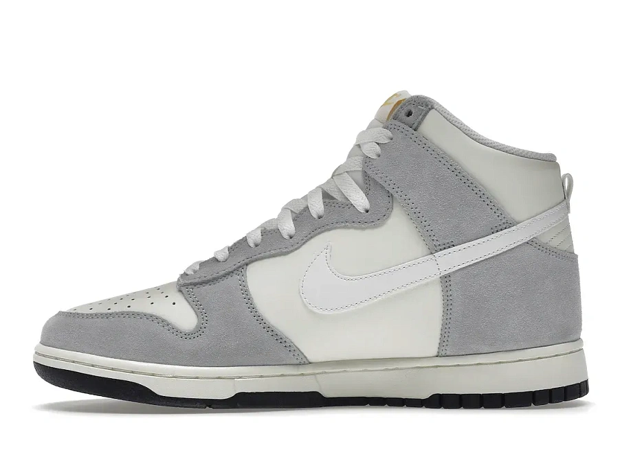 Фото № 3 с приближением к товару «‎Nike Dunk High Retro Sail Pure Platinum Black White»