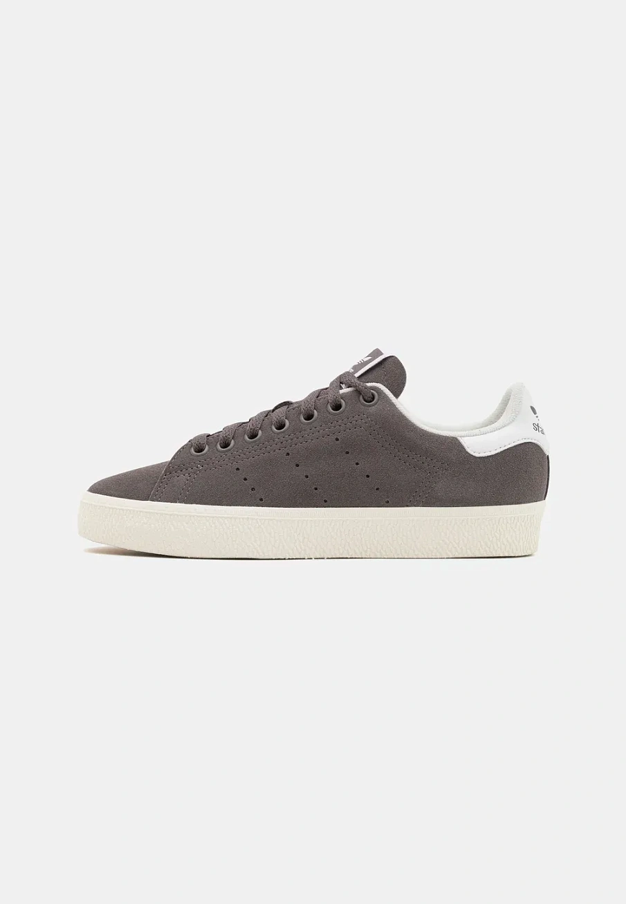 Фото № 1 с приближением к товару «‎STAN SMITH CS W»