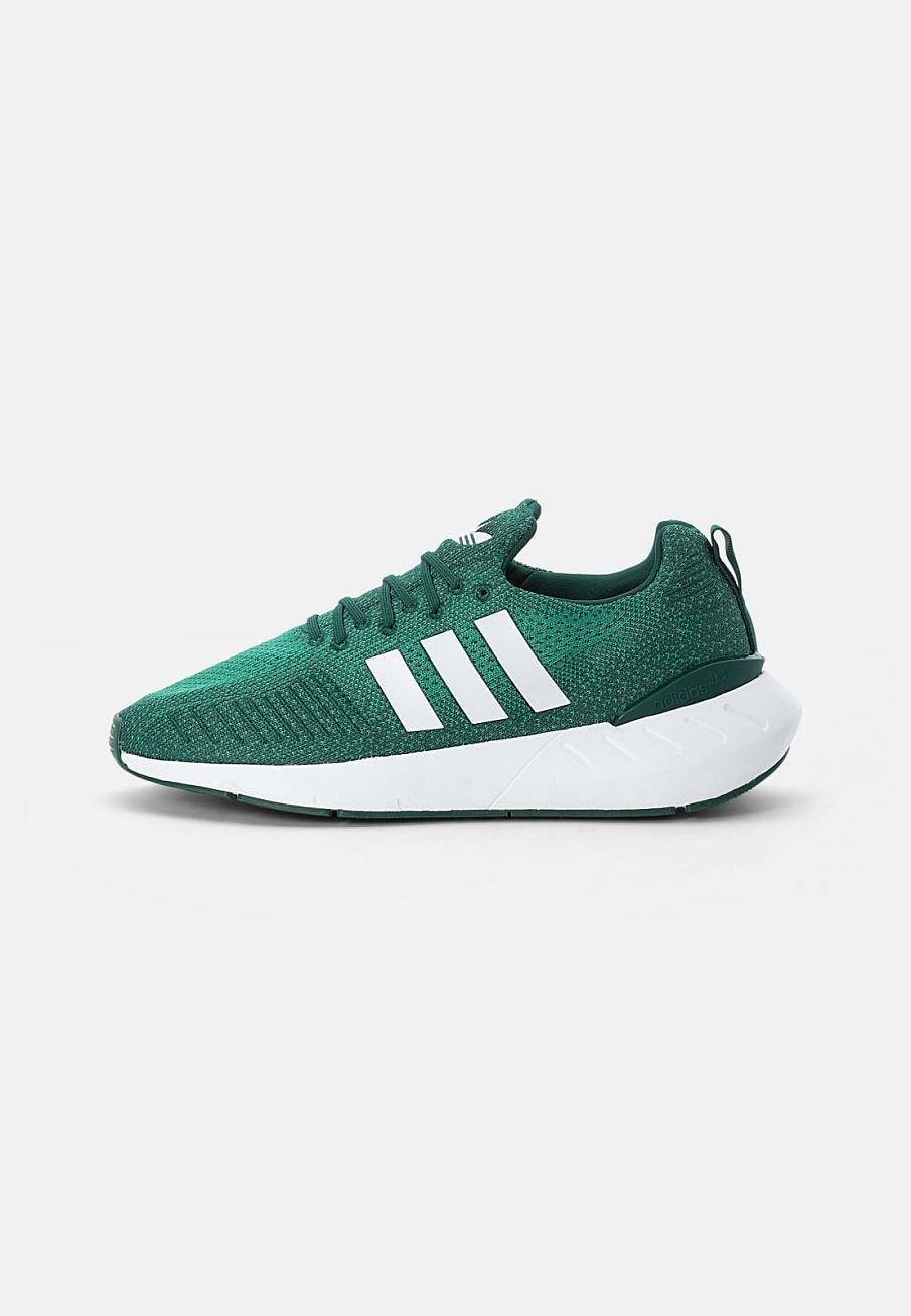 Фото № 1 с приближением к товару «‎Кроссовки Adidas SPAD115O16D-M11»