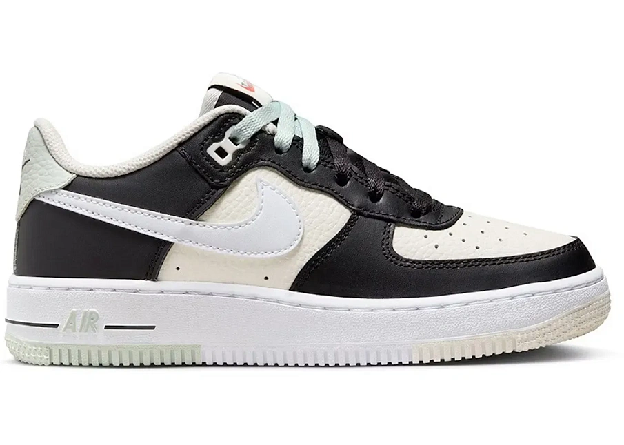Фото № 1 с приближением к товару «‎Nike Air Force 1 Low '07 LV8»