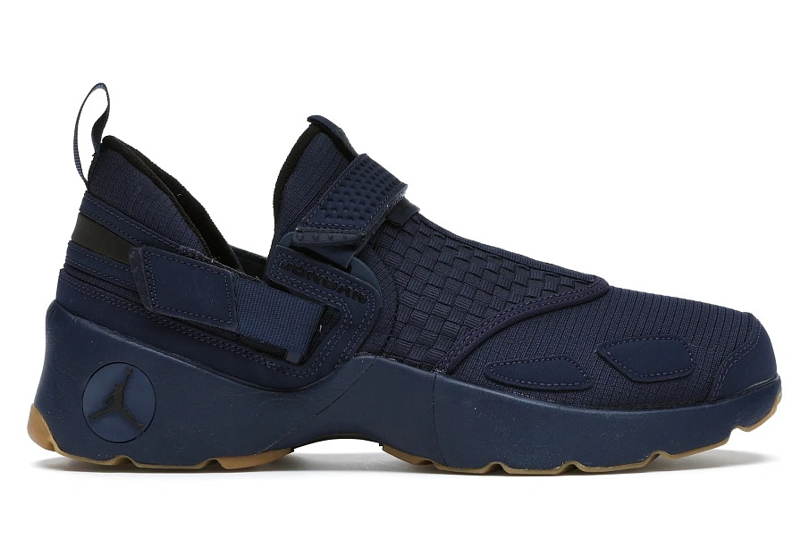 Фото № 1 с приближением к товару «‎Jordan Trunner LX Navy Gum»