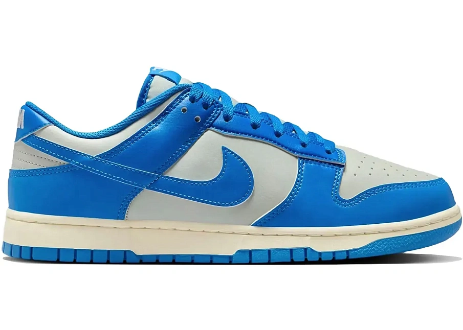 Фото № 1 с приближением к товару «‎Nike Dunk Low»
