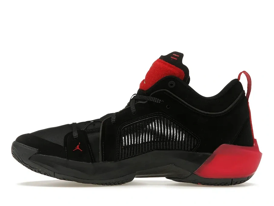 Фото № 3 с приближением к товару «‎Jordan 37 Bred»