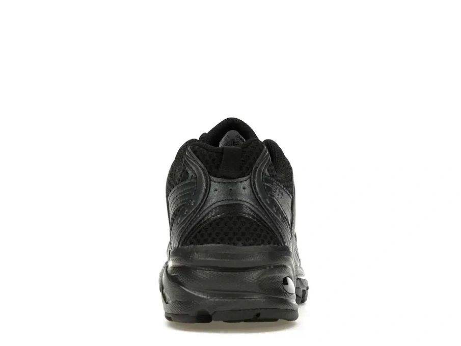 Фото № 4 с приближением к товару «‎New Balance 530»