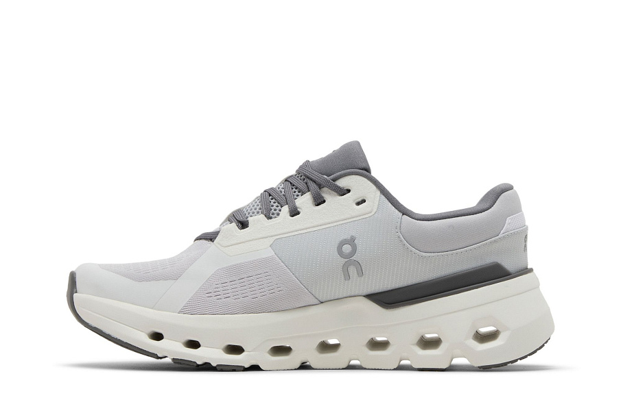 Фото № 4 с приближением к товару «‎ON Women's Cloudrunner 2 Frost White»