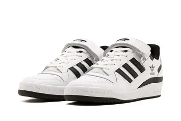 Adidas Forum  - 4