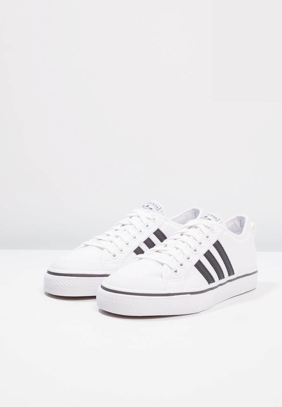 Фото № 3 с приближением к товару «‎Adidas Nizza »
