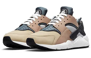 Nike Air Huarache OG 'Escape' - 4