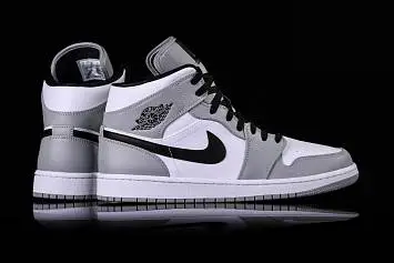Nike Air Jordan 1 Retro GS Smoke - 3