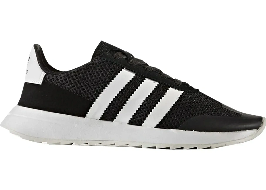 Фото № 1 с приближением к товару «‎adidas Flashback Black White »