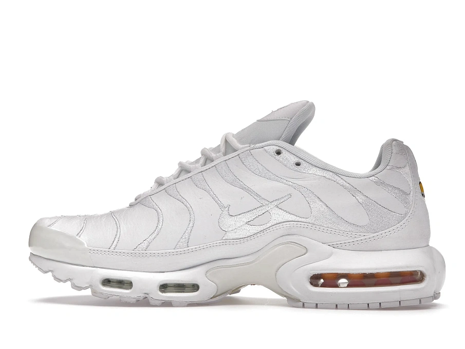 Фото № 6 с приближением к товару «‎Nike Air Max Plus Triple White»