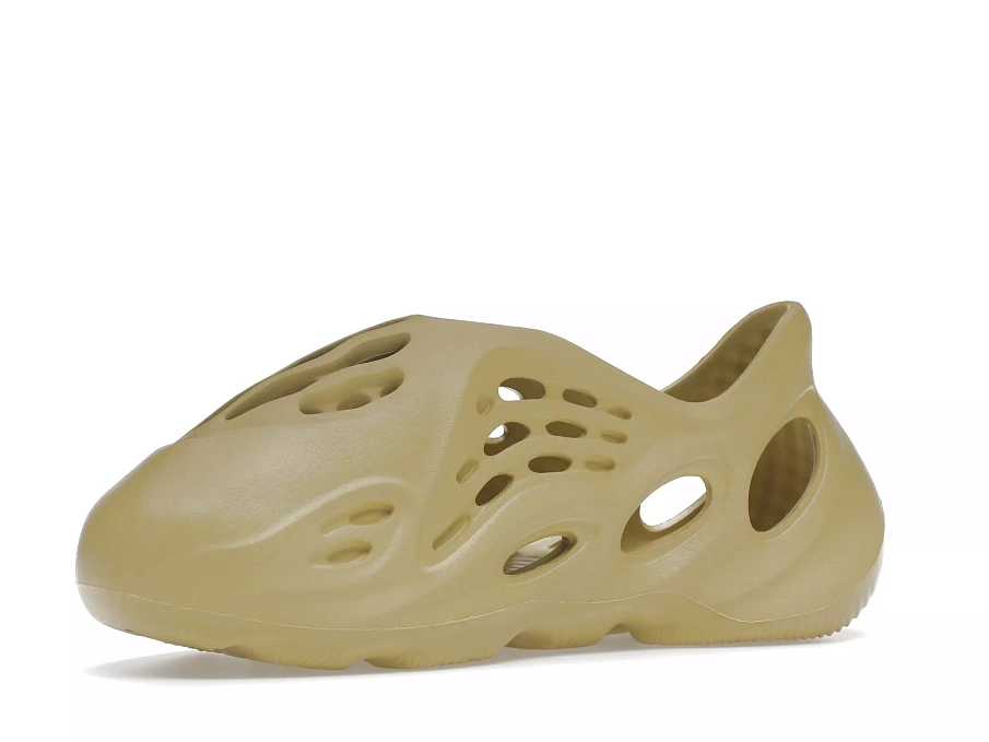 Фото № 3 с приближением к товару «‎adidas Yeezy Foam RNNR Sulfur (Kids)»