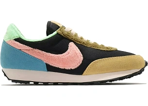 Nike Daybreak Atomic Pink Baltic Blue 