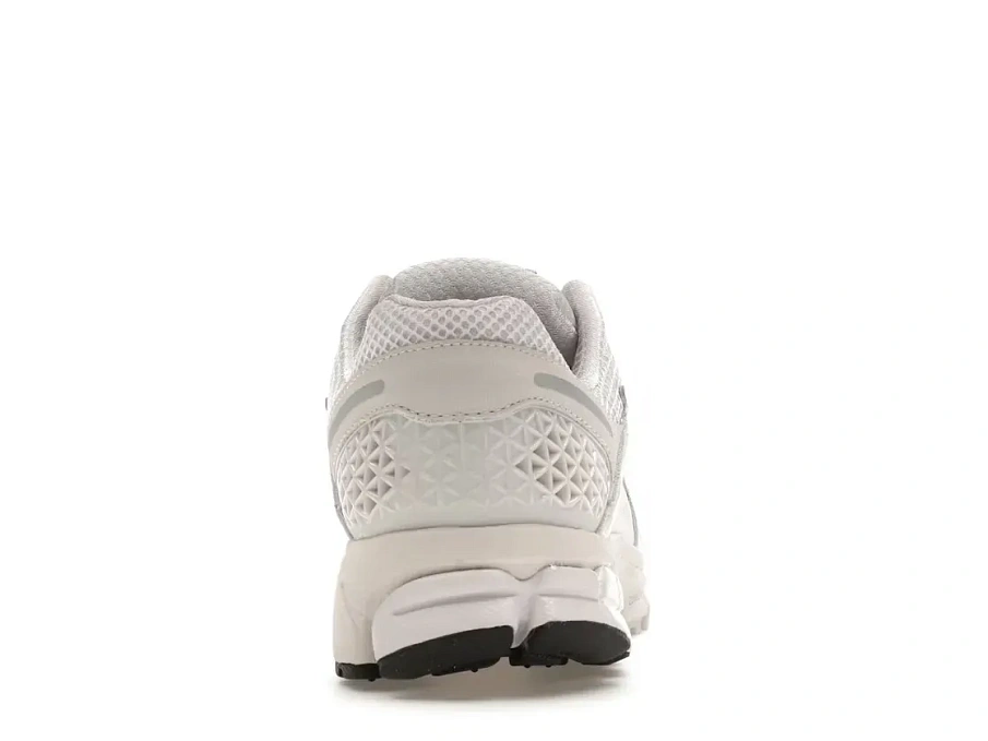 Фото № 4 с приближением к товару «‎Nike Zoom Vomero 5»