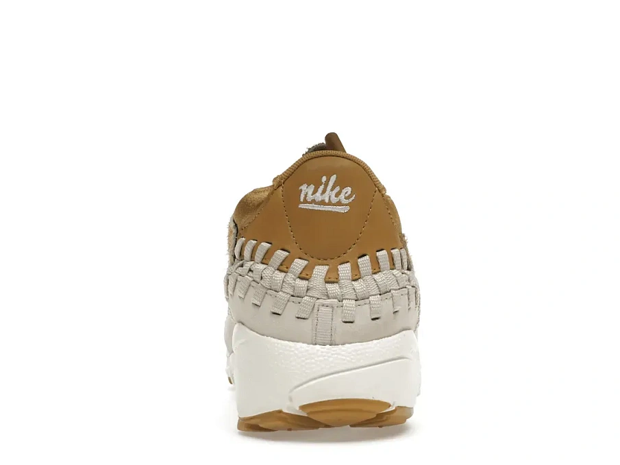 Фото № 4 с приближением к товару «‎Nike Air Footscape Woven Chukka Flat Gold»