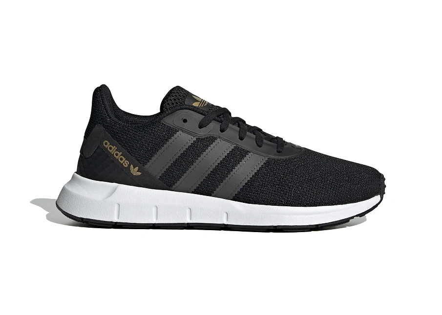 Фото № 1 с приближением к товару «‎adidas Swift Run RF Core Black »