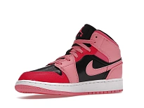 Фото № 4 с приближением к товару «‎Jordan 1 Mid Coral Chalk »