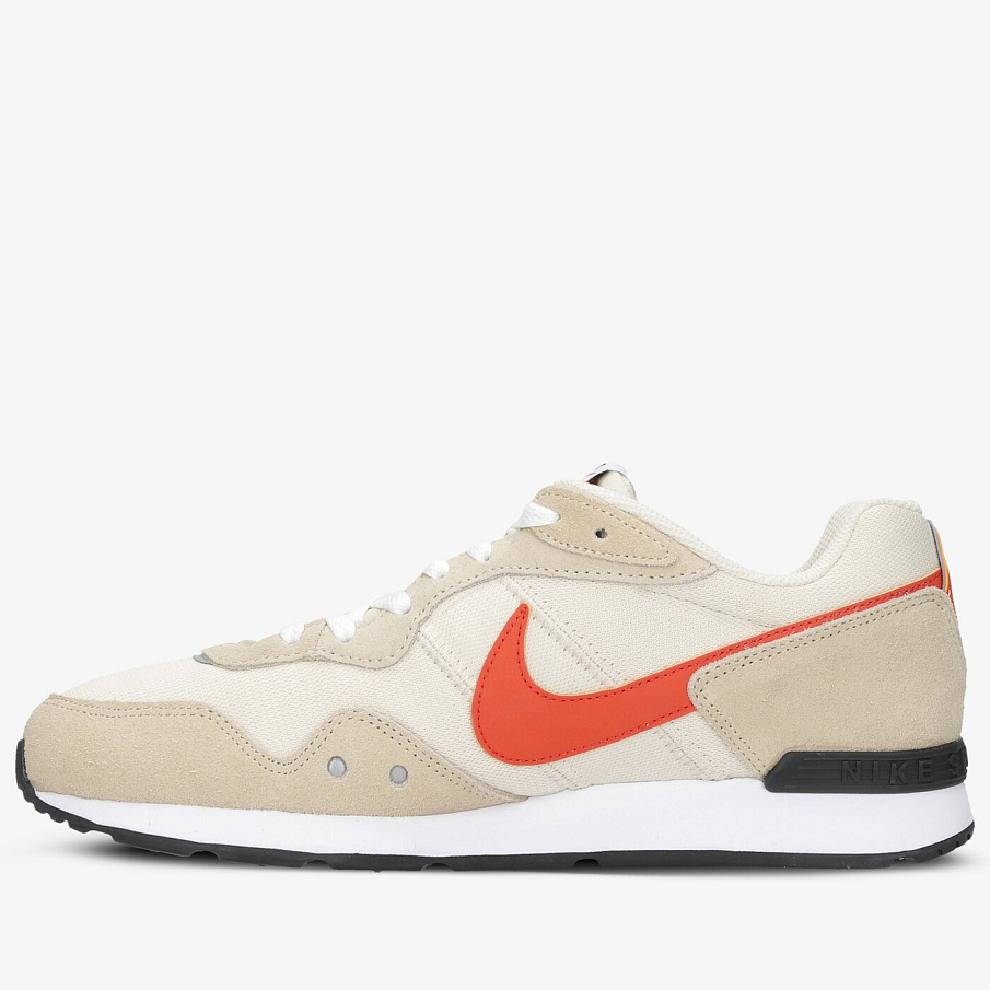 Фото № 3 с приближением к товару «‎Nike Venture»