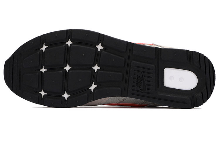 Фото № 4 с приближением к товару «‎Nike Venture Runner GreyWhite Wmns»