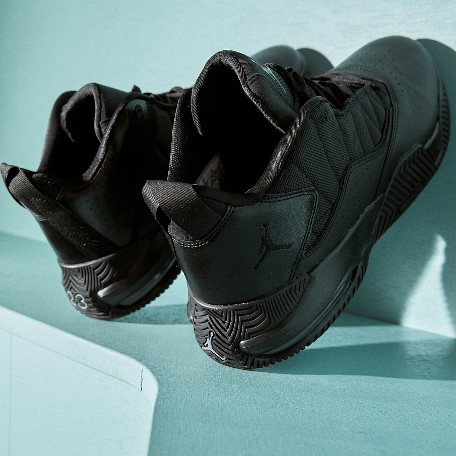 Фото № 3 с приближением к товару «‎Jordan Stay Loyal »