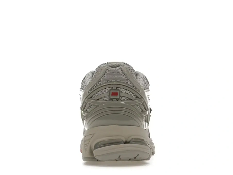 Фото № 4 с приближением к товару «‎New Balance 1906R»