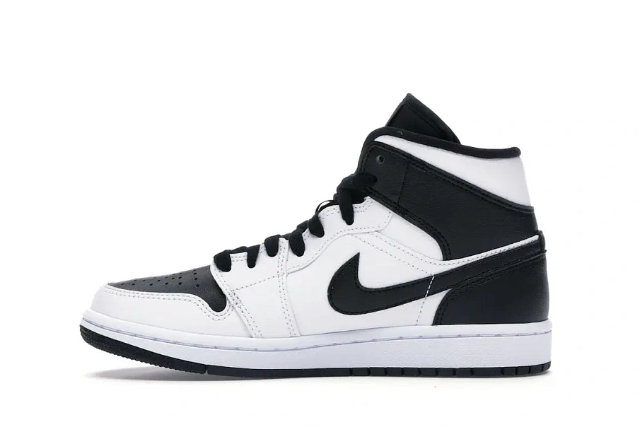 Фото № 3 с приближением к товару «‎Jordan 1 Mid Reverse Black Toe »
