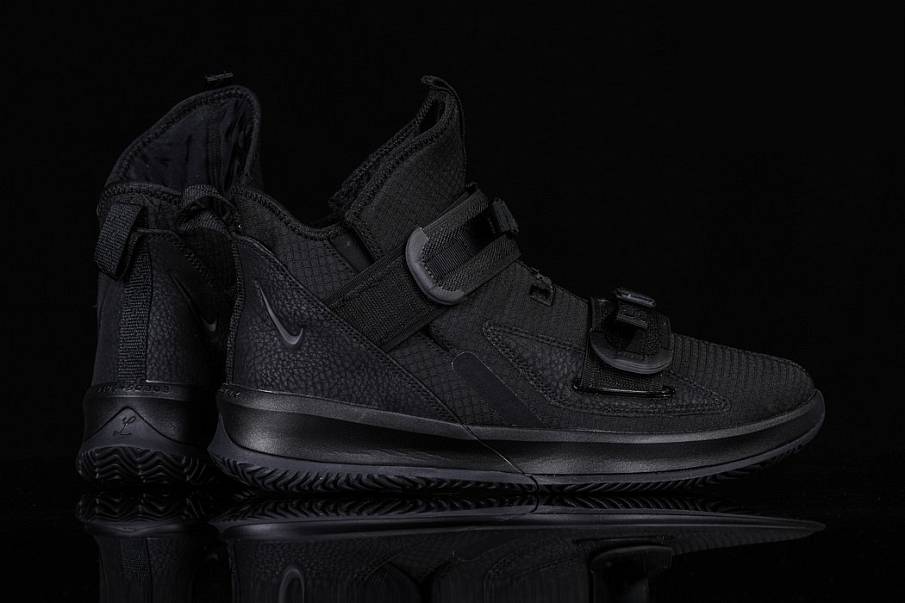 Фото № 3 с приближением к товару «‎Nike Lebron Soldier 13 Sfg Triple »