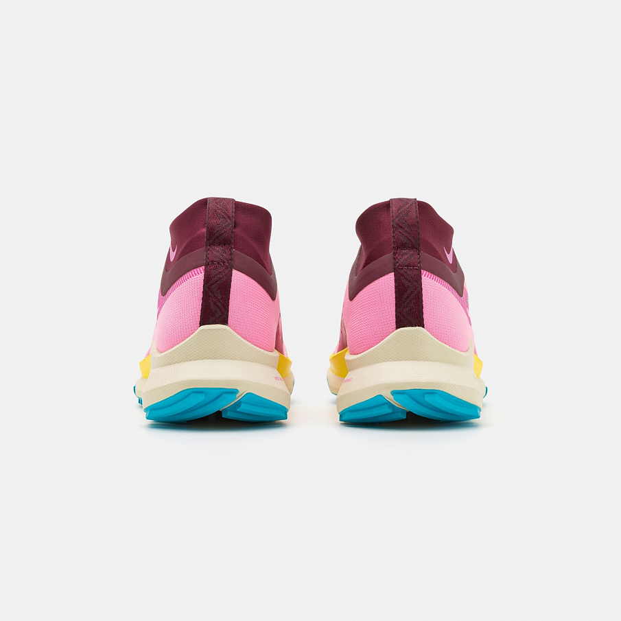 Фото № 3 с приближением к товару «‎Nike Wmns React Pegasus Trail 4 Gtx »