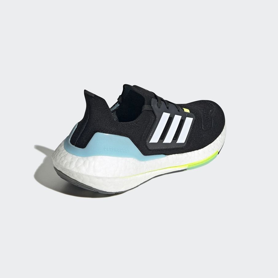Фото № 4 с приближением к товару «‎Adidas Ultraboost»