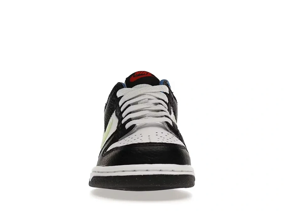 Фото № 2 с приближением к товару «‎Nike Dunk Low»