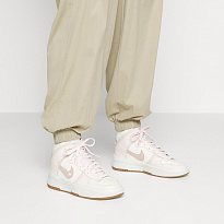 Фото № 5 с приближением к товару «‎Nike Dunk UP »