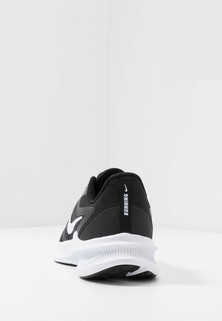 Фото № 4 с приближением к товару «‎Nike Downshifter 10»
