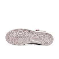 Фото № 5 с приближением к товару «‎ Nike Air Force 1 Mid Skate shoes»