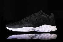Фото № 1 с приближением к товару «‎Nike Air Jordan Formula 23 Oreo »