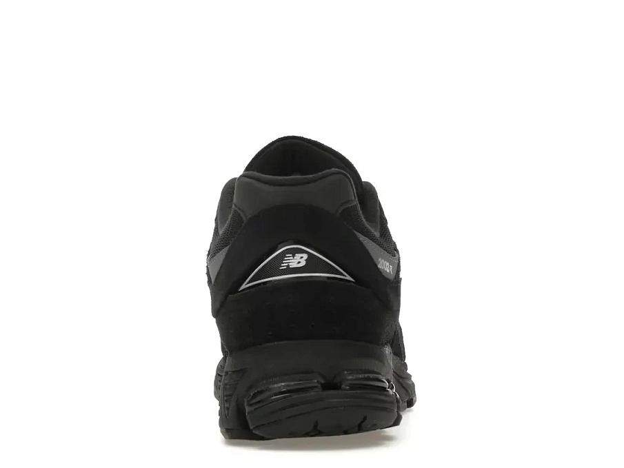 Фото № 4 с приближением к товару «‎New Balance 2002R»