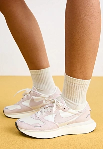 Фото № 3 с приближением к товару «‎PHOENIX WAFFLE»