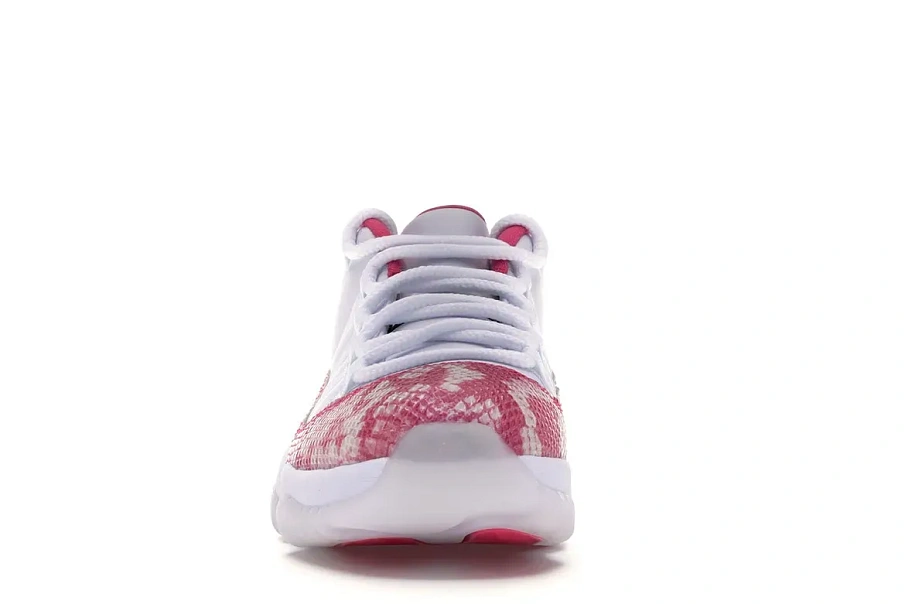 Фото № 2 с приближением к товару «‎Jordan 11 Retro Low Pink Snakeskin (2019) »