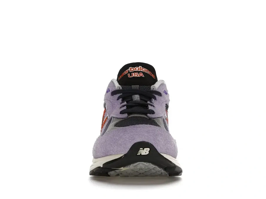 Фото № 2 с приближением к товару «‎New Balance 990v3»