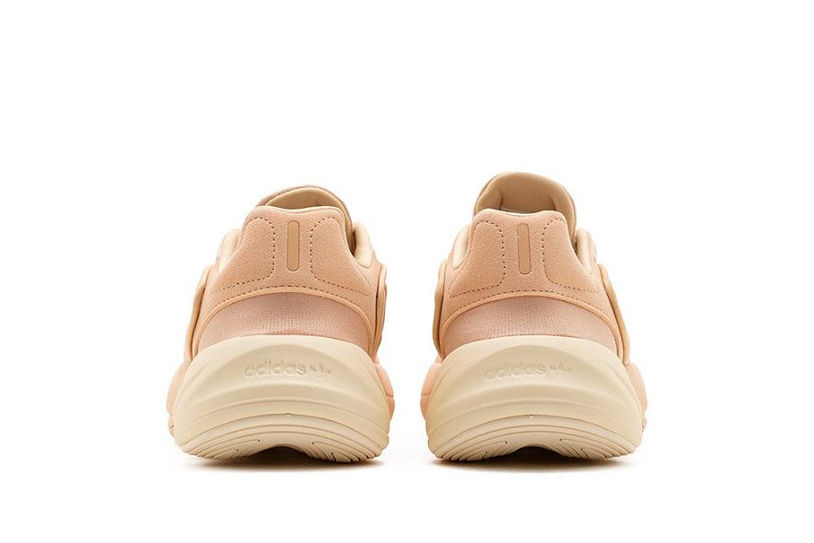 Фото № 4 с приближением к товару «‎Adidas Ozelia W»