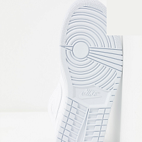 Фото № 4 с приближением к товару «‎Jordan Wmns Air 1 »