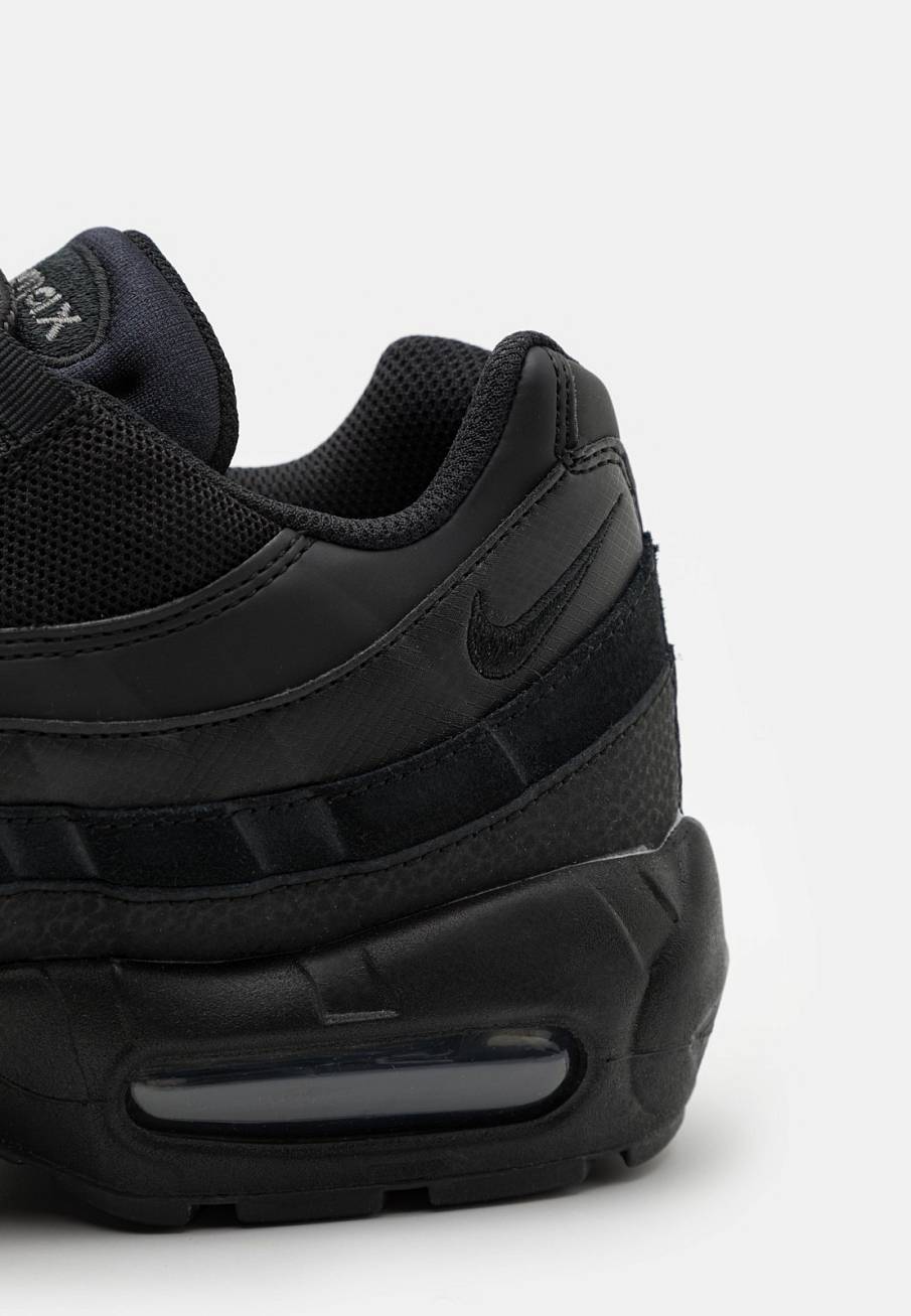 Фото № 5 с приближением к товару «‎Nike Air Max 95 Essential »